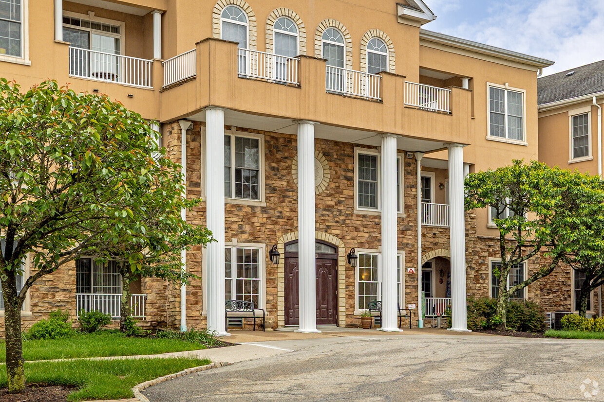 Foto del edificio - Fox Hills at Rockaway