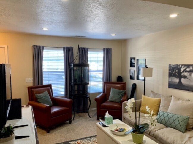 Photo - 1784 Kiera Ct Townhome