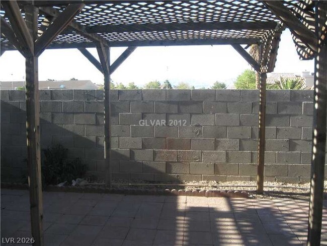 Building Photo - 6492 Lombard Dr