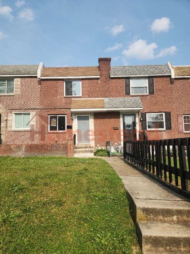 Building Photo - 3 Bedroom Home in Folcroft
