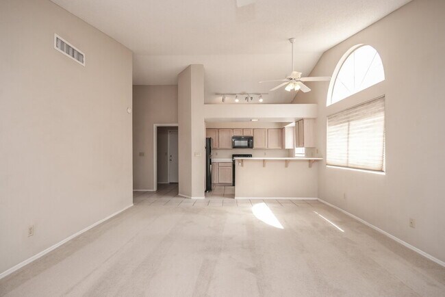 Foto del edificio - 12234 S 45th St