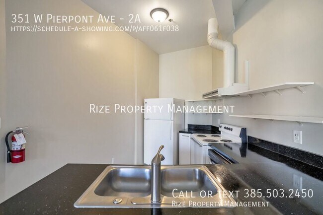 Foto del edificio - 351 Pierpont Ave