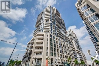 Building Photo - 9201 Yonge St