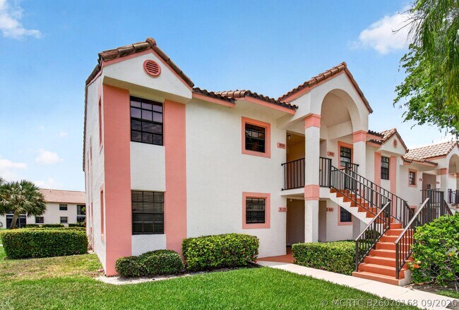 Foto del edificio - 321 Norwood Terrace
