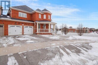 Building Photo - 515 Nairn Circle