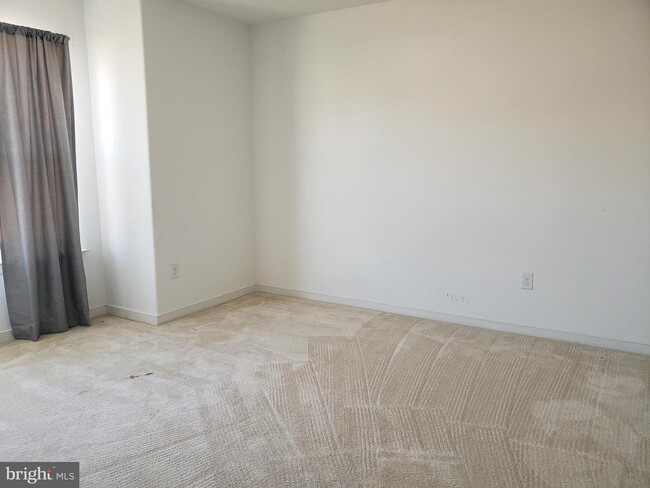 Building Photo - 52 Mer Way