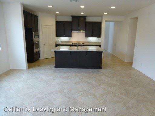 Foto del edificio - 4 br, 3.5 bath House - 28677 Farrier Drive