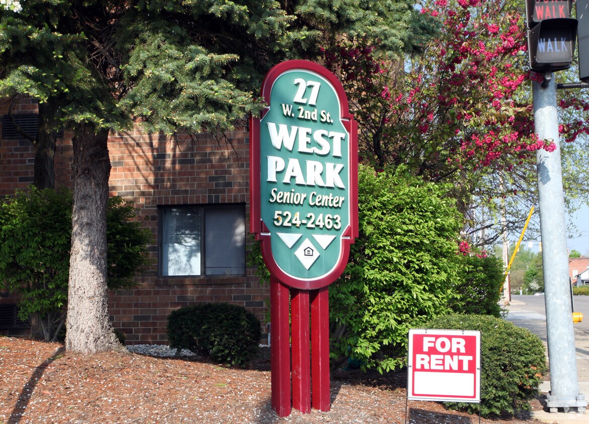Foto del edificio - West Park Senior Center