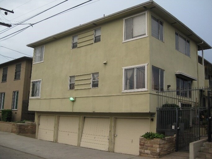 Foto del edificio - 1980 Henderson Ave