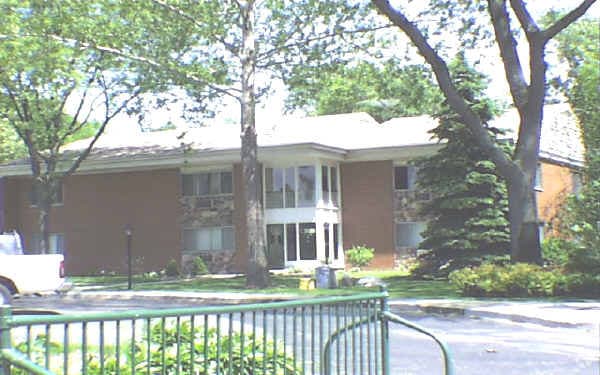 Primary Photo - 485 Saint Moritz Dr
