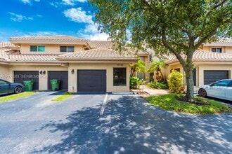 Building Photo - 16320 Malibu Dr