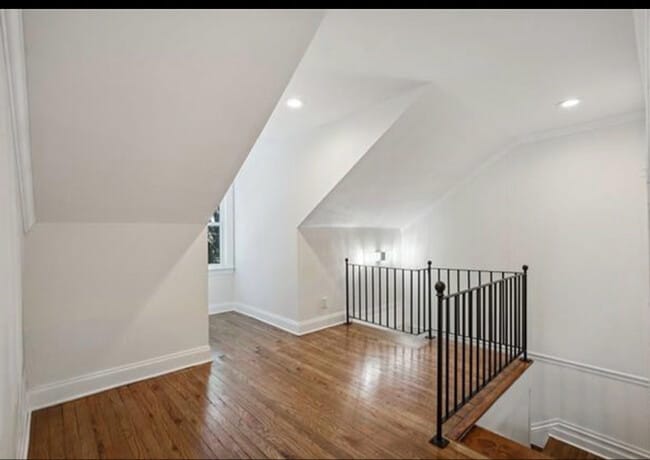 Building Photo - 2412 Jackson Blvd