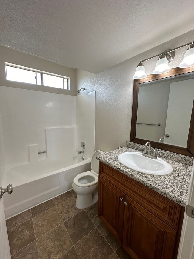 Building Photo - ~!!NOW AVAILABLE!! 2BD/2BTH ~ Welcome to C...