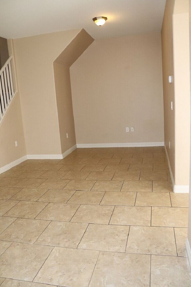 Building Photo - BEAUTIFUL 3 BEDROOM CONDO IS LOCATED IN AM...