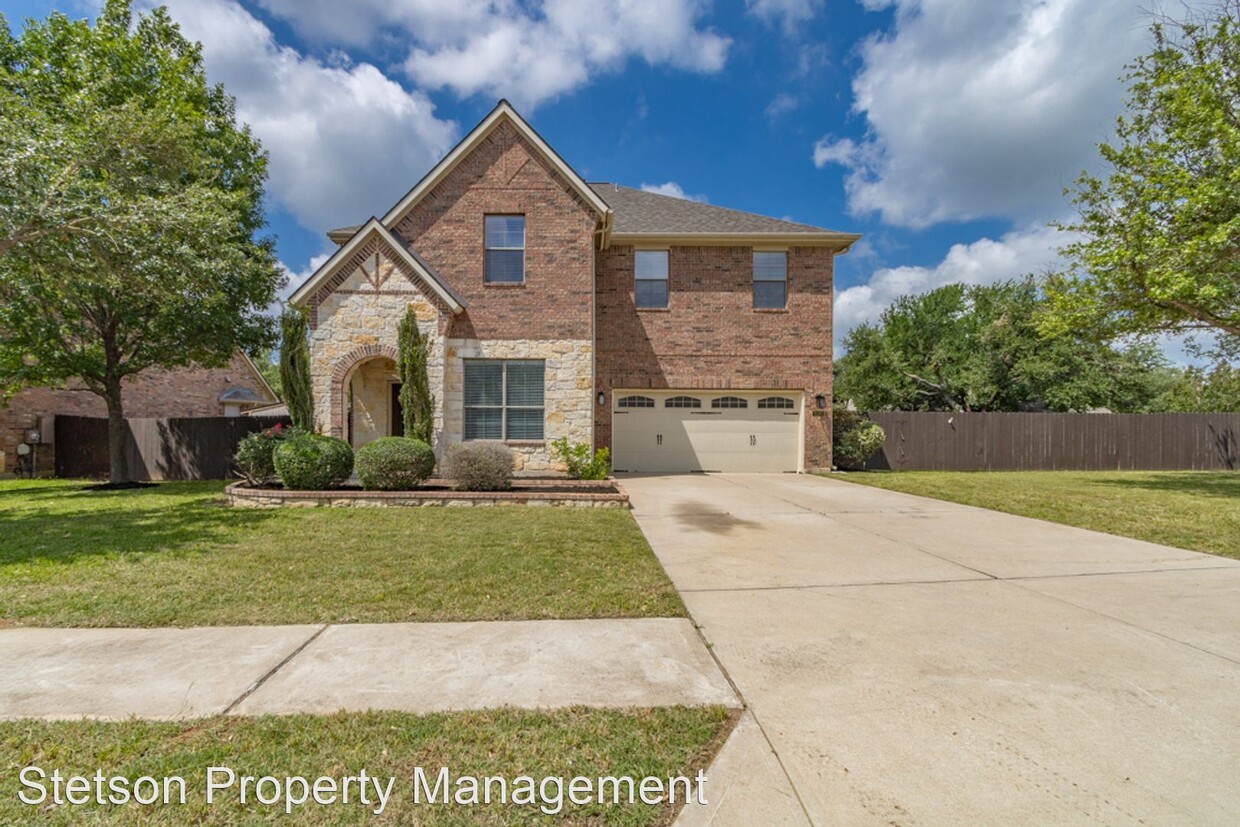 Primary Photo - 4 br, 2.5 bath House - 3520 Chalkstone Ln