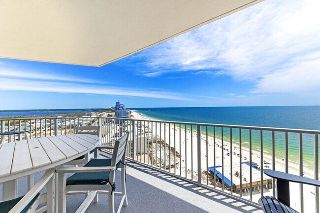 Building Photo - 401 E Beach Blvd