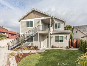 Building Photo - 316 S Reese Pl