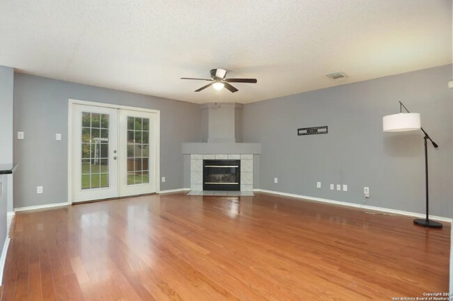 Foto del edificio - 2558 Ashley Oak Dr