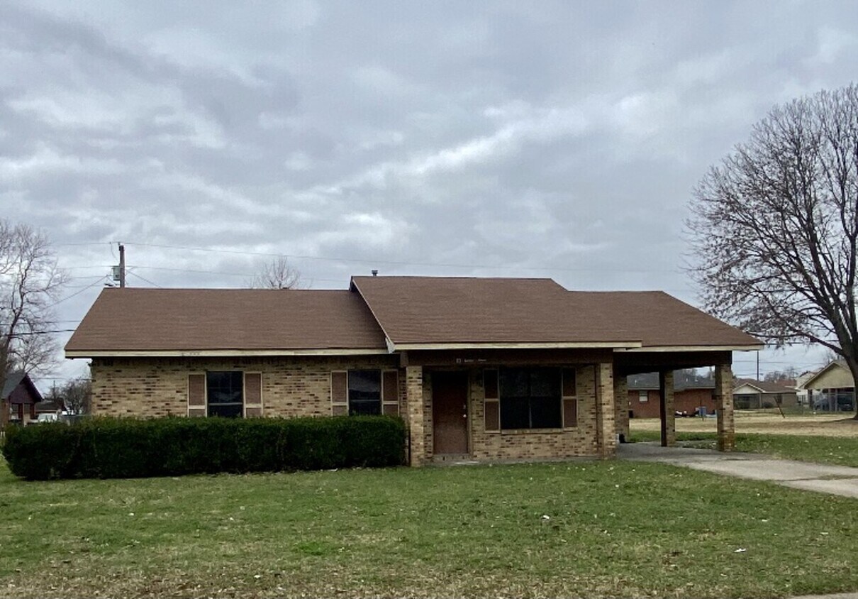 113 Herman Johnson House Rental in Indianola, MS