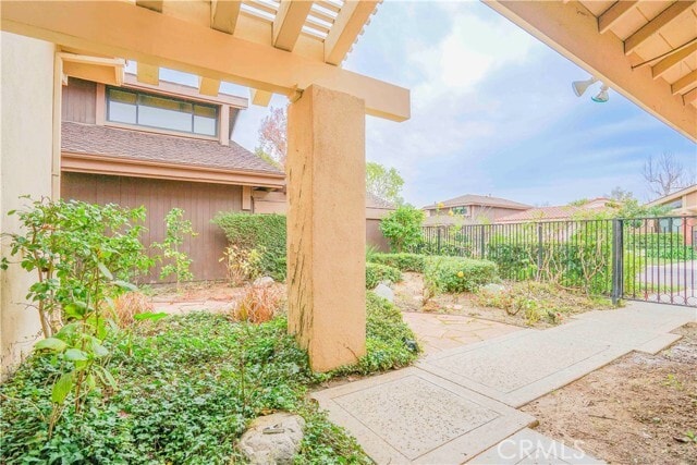 Foto del edificio - 513 Pebble Beach Pl