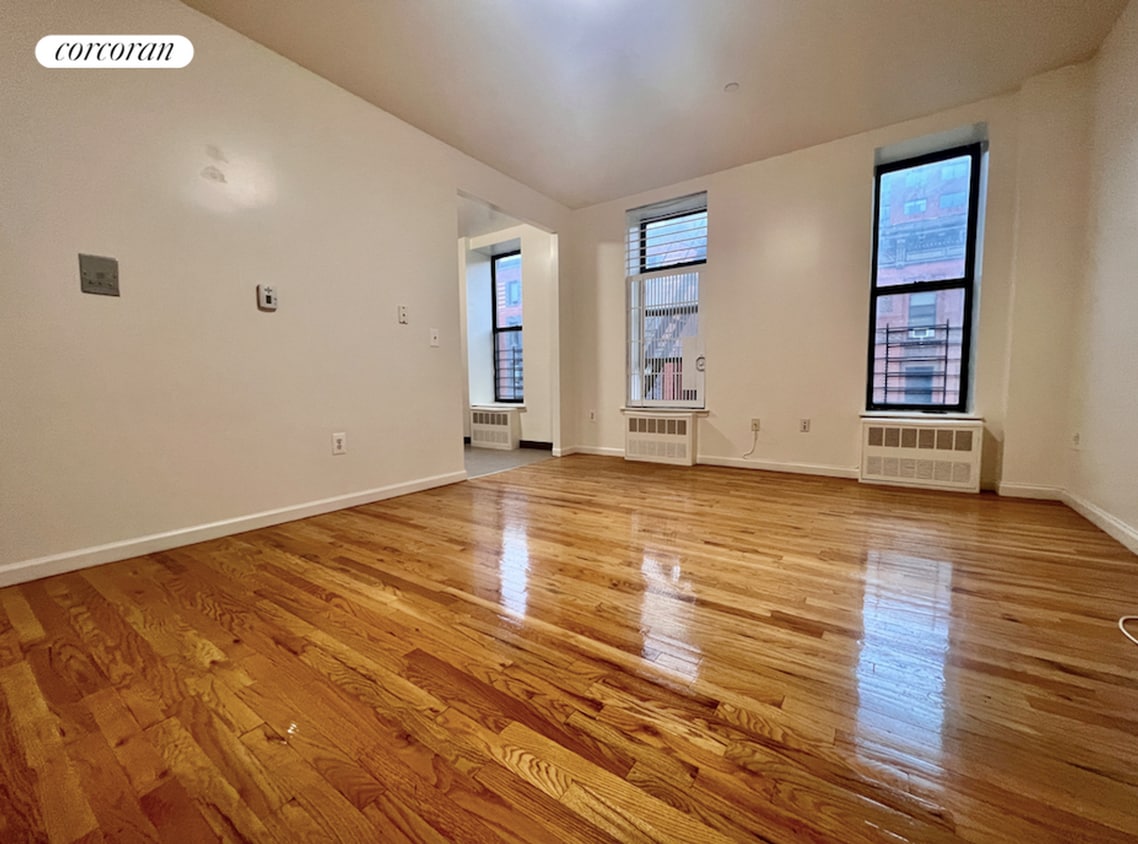 Primary Photo - 311 W 128th St