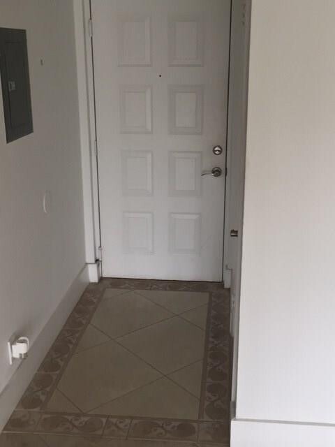 Foto del edificio - 8761 Wiles Rd