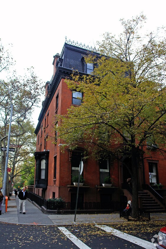58 Remsen St, Brooklyn, NY 11201 Apartments in Brooklyn, NY
