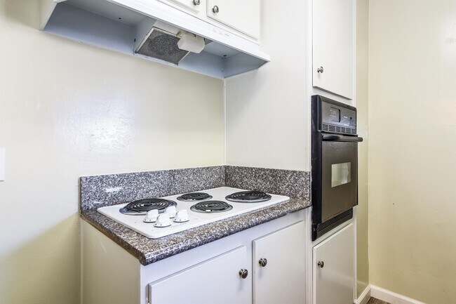 Foto del edificio - 3848-3858 W 226th St