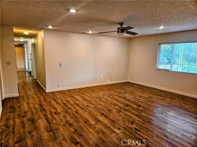 Foto del edificio - 8926 Kennedy St