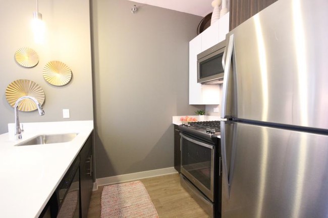 Foto del edificio - MILA : Convertible 1 Bathroom Loop Apartment
