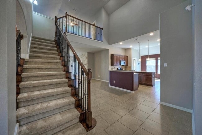 Building Photo - 18413 Falcon Pointe Blvd