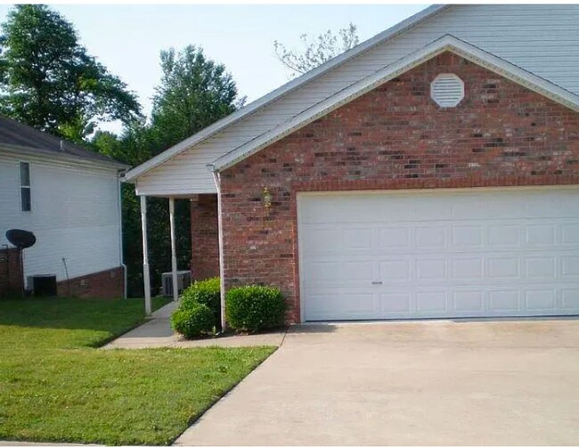 Foto del edificio - Charming 3 Bedroom For Rent Fayetteville!