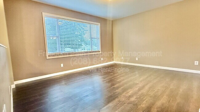 Foto del edificio - 31719 N Barbara Ave