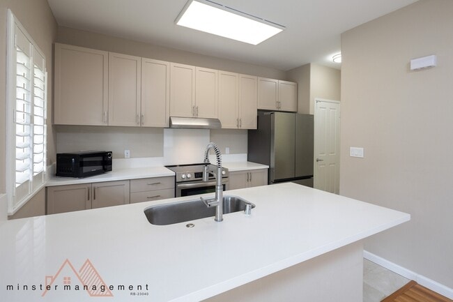 Foto del edificio - 7080 Hawaii Kai Dr