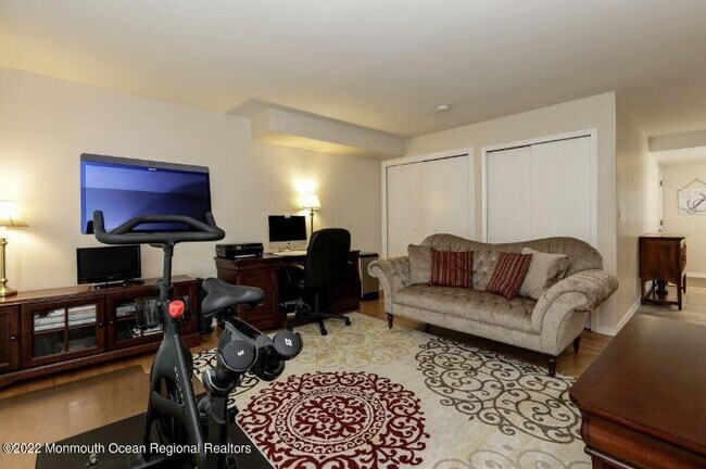 Building Photo - 116 Spinnaker Way