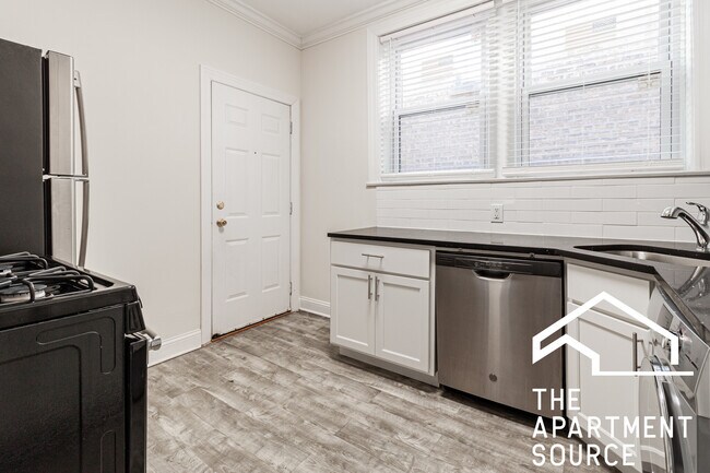 Foto del edificio - 1132 Maple Ave