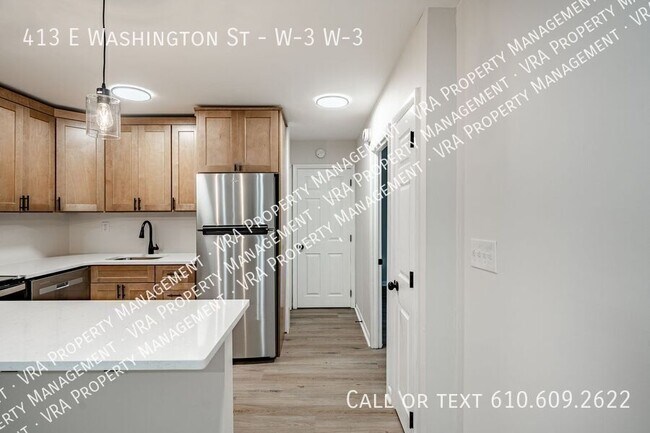 Foto del edificio - 413 E Washington St