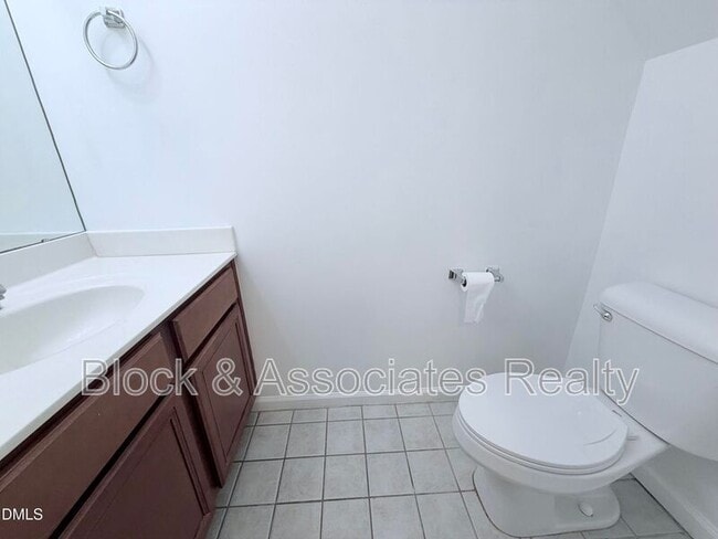 Foto del edificio - 9915 Wasser Ct