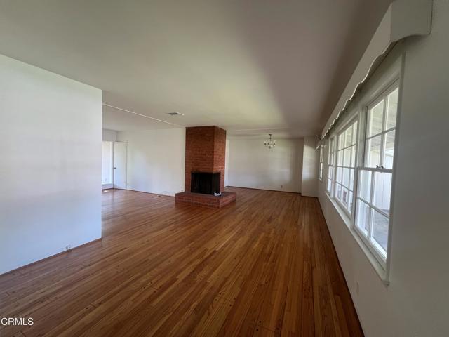 Foto del edificio - 1542 Alameda St
