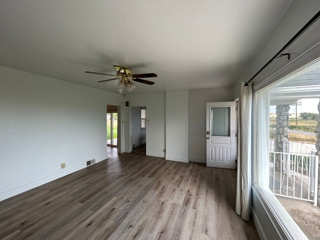 Foto del edificio - Single Family Home