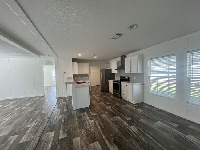 Foto del edificio - 261 Mongoose Ln