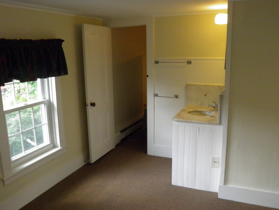 47 Spring St Unit Apt 2B, Keene, NH 03431 Apartments Keene, NH