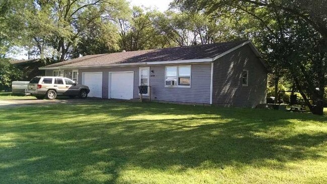 Building Photo - 3319 Miller St