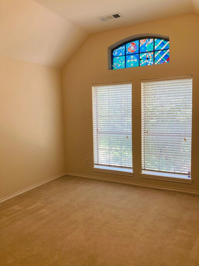 Foto del edificio - 6902 Winthorp Dr