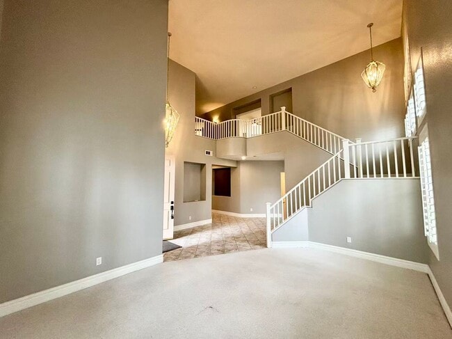 Building Photo - Rhodes Ranch-5 brs 4 bathrooms 3-cars gara...