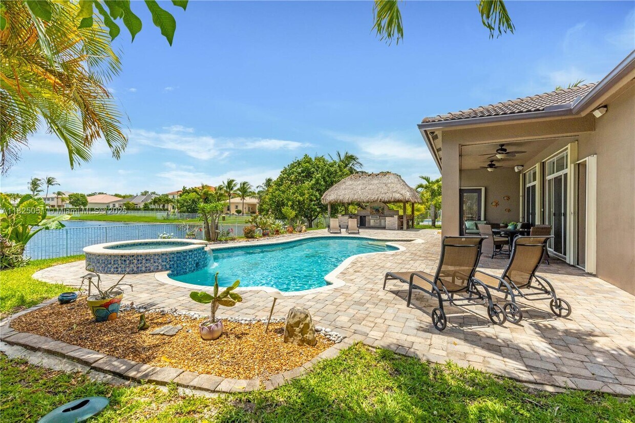 Foto principal - 11624 Hibbs Grove Dr