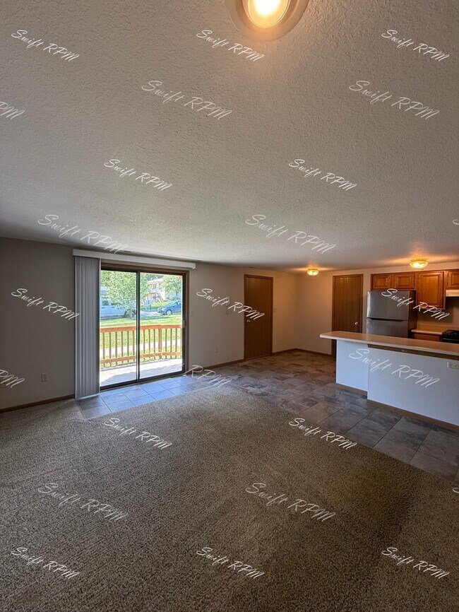 Foto del edificio - 718 W 25th St