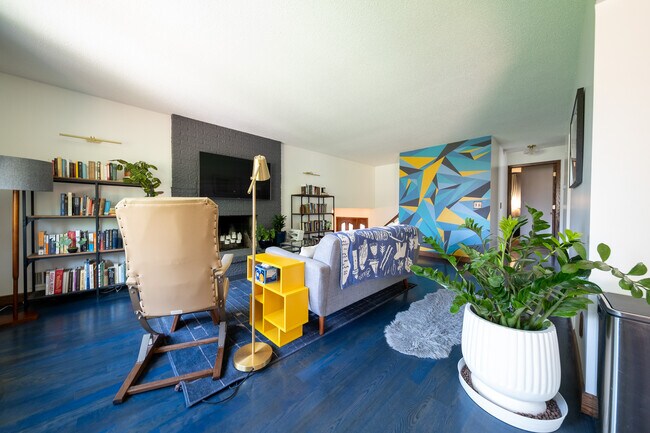 Foto del edificio - 1581 Woodside Ct NE