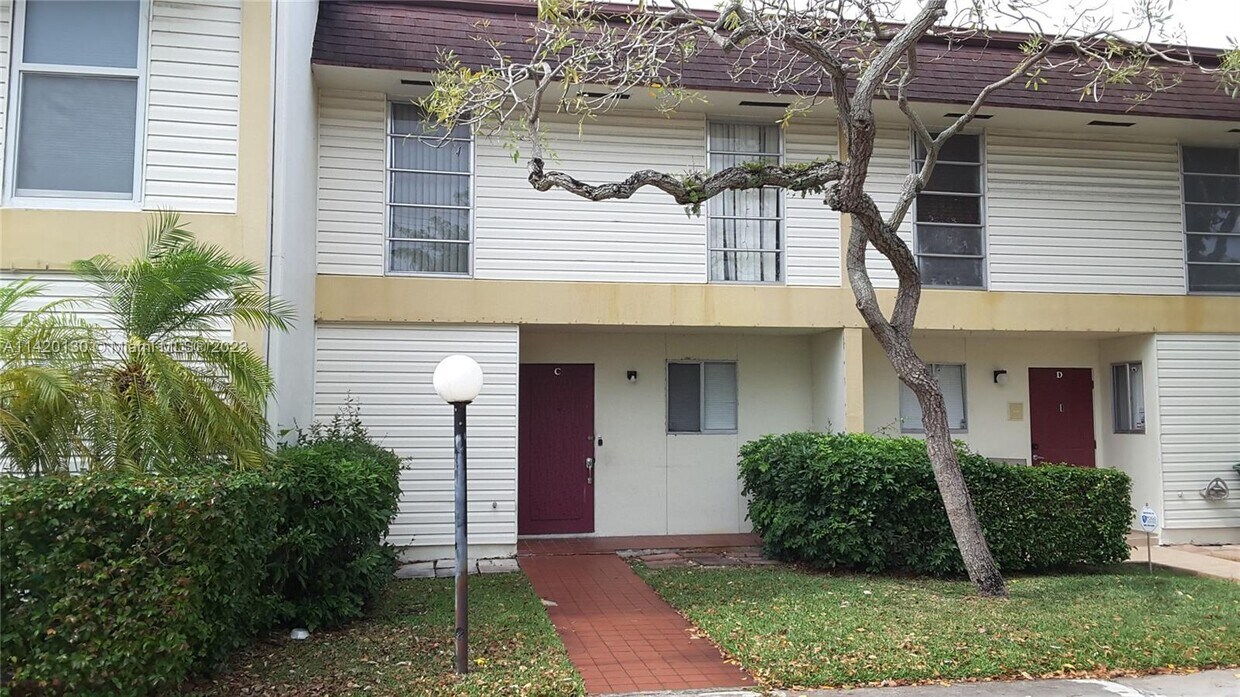 3321 Raleigh St Unit 3C, Hollywood, FL 33021 Condo for Rent in