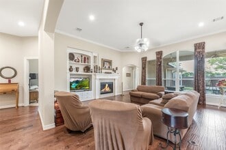 Building Photo - 30062 N Fulshear Dr